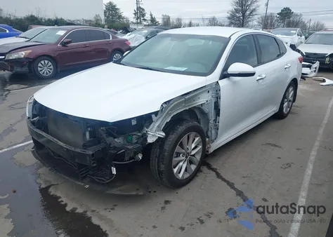 2016 Kia Optima Ex z USA, uszkodzony, nr VIN 5XXGU4L39GG080021